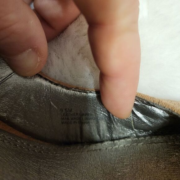 Gianni Bini tan suade block heels - Picture 5 of 8